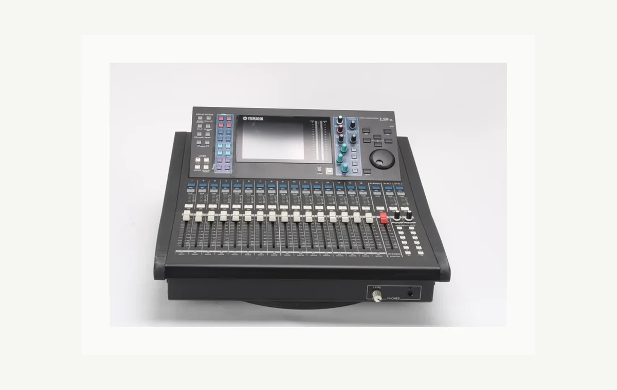 Yamaha LS9-16